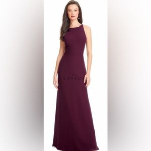 Bill Levkoff Style # 1563. Wine Sz.10